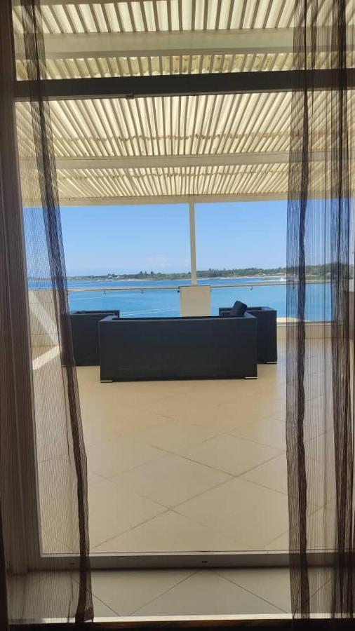 Гостевой Дом Ривьера Hotel Cholpon-Ata Bagian luar foto
